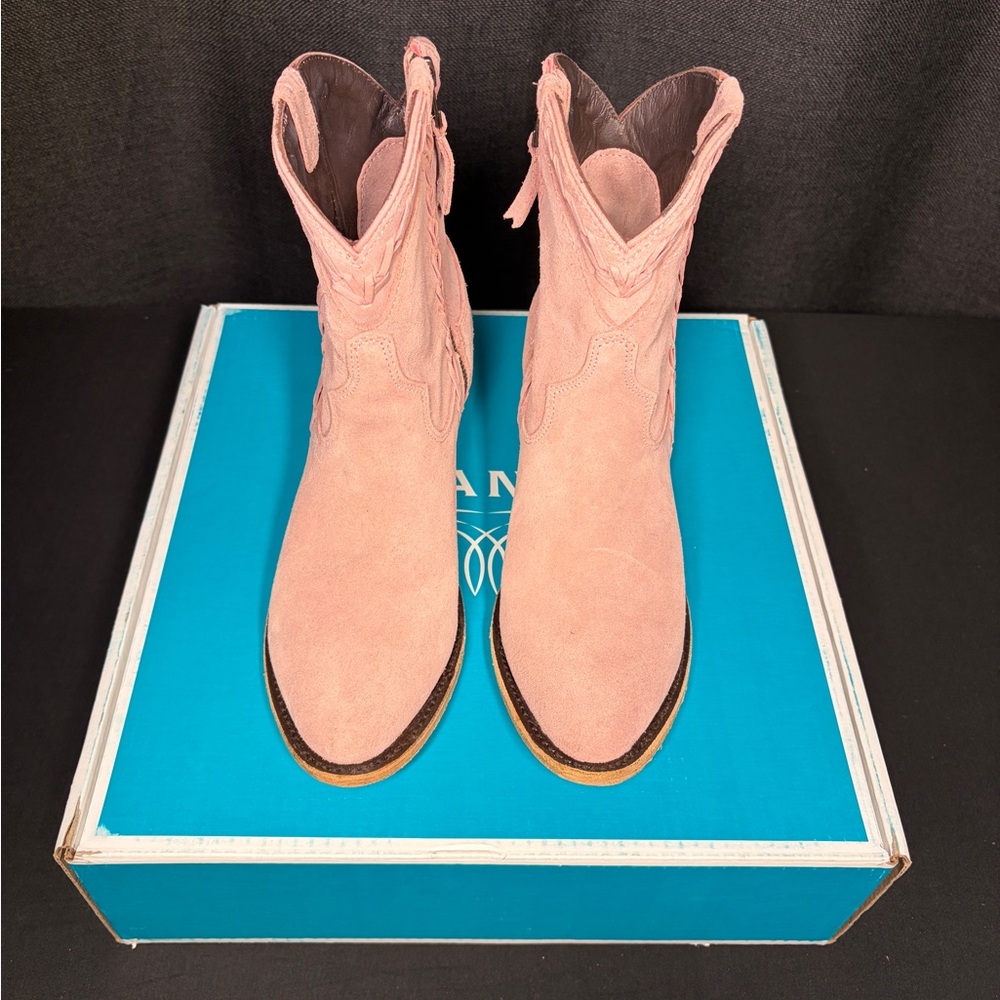 Lane “Everyday Emma” Booties